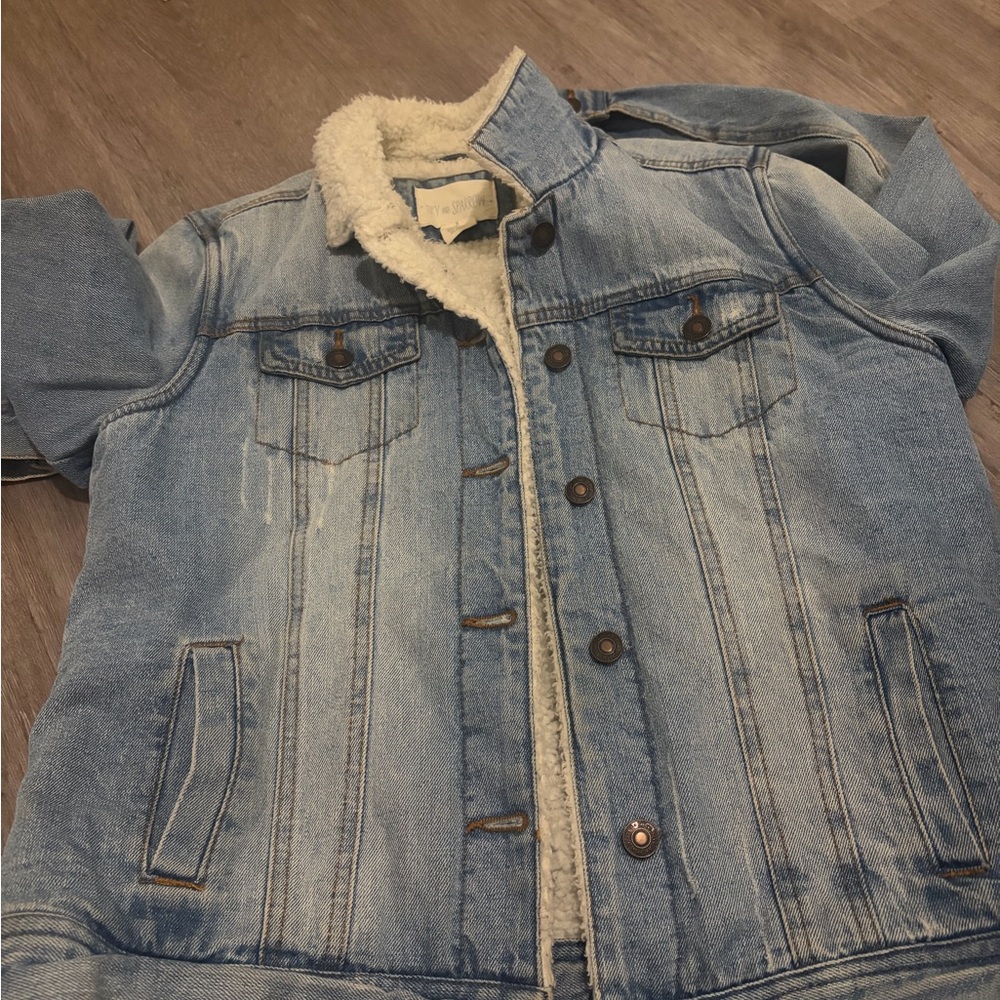 Sky and Sparrow Blue Denim Jacket with White Sherpa Lining